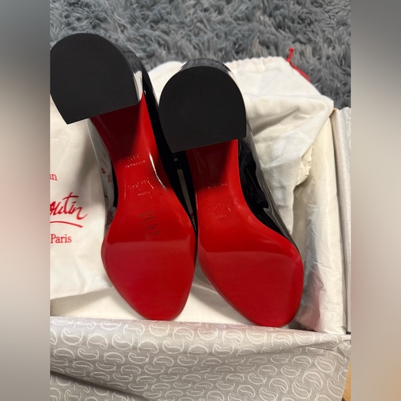 Christian Louboutin Miss Black Jane Patent Leather Red Sole Pumps.  Size 38.5 - Picture 10 of 13